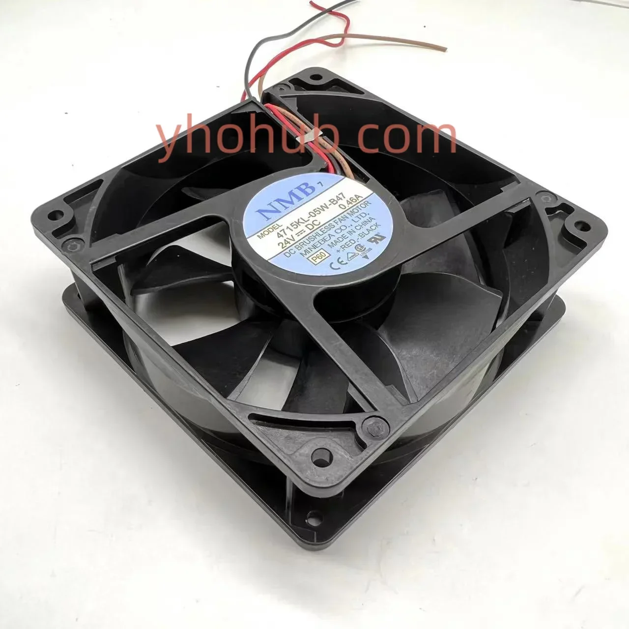 

Вентилятор охлаждения NMB-MAT 4715KL-07W-B39 P61 DC 48V 0.21A 120x120x38мм, 3-проводной