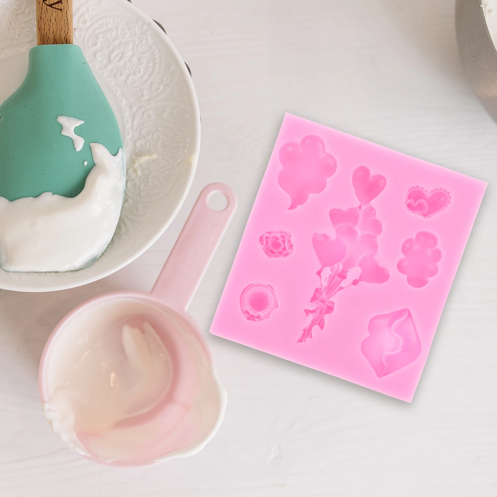 

Love Heart Mold Pink Silicone Lovely Cookie Mold Jelly Molds for Desserts Chocolate Cookie Baking Flexible Easy Clean