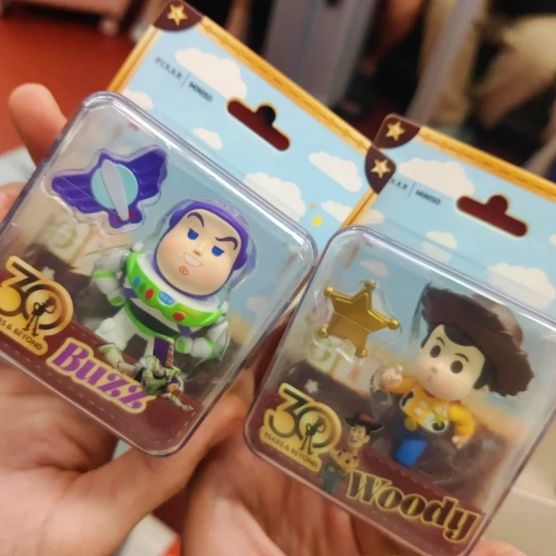  حقيقية قصة لعبة لا نهاية لها سلسلة 30th صندوق أعمى معلق بطاقة الطنانة صندوق غامض Lightyear وودي جيسي نموذج هدية ل #1