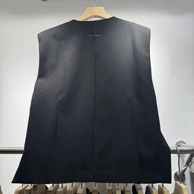 Fashion Office Lady Blazer Waistcoats Loose Sleeveless Button Design All-match Women Vest Jacket 2026 Spring New 16OM186