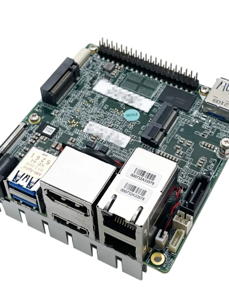 Up Squared V2 Development Board, intel x86, suporta Windows 10, ubuntu e contém dissipadores de calor