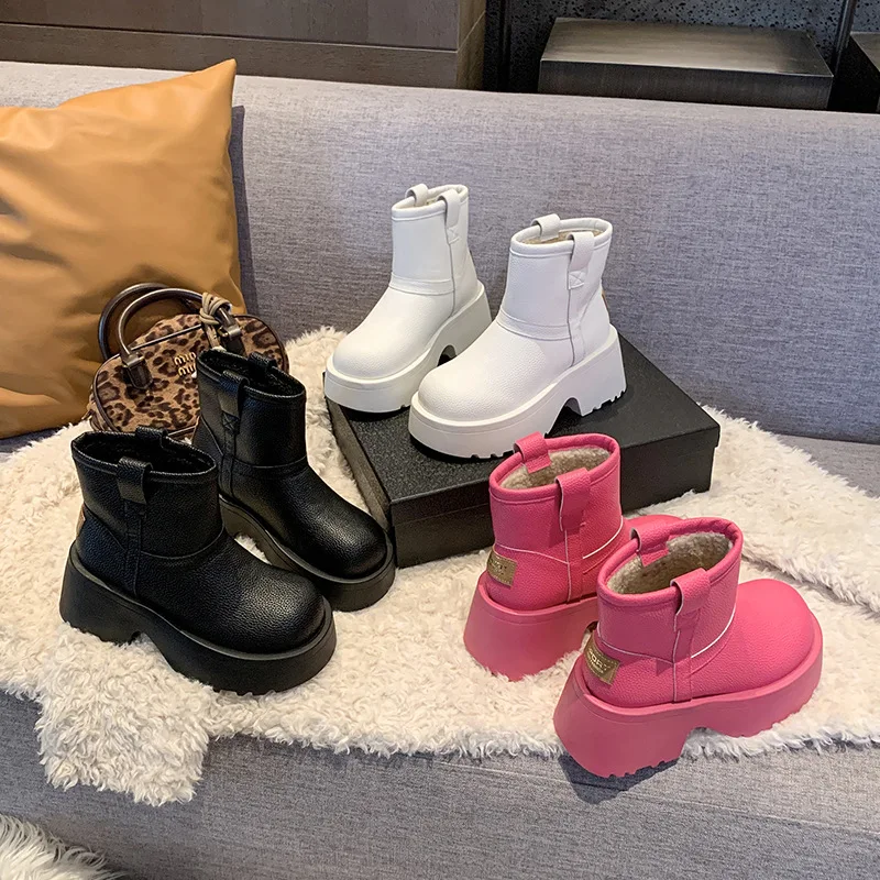 

Square Round Toe Thick Sole Height-Increasing Slip-On Leather Boots Winter Non-Slip Platform Sole with Fleece Lining for Warmth