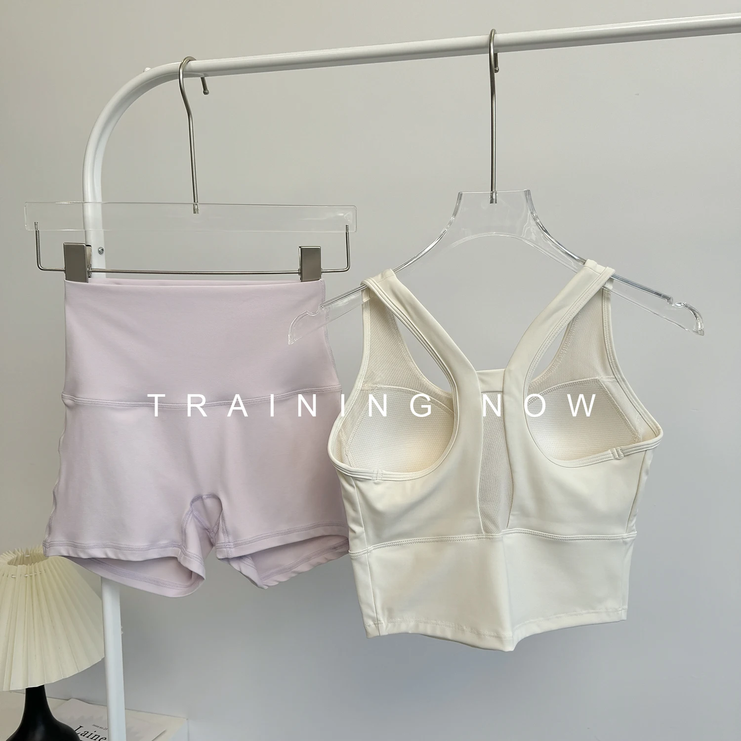 

Sports suit for women summer professional outdoor morning jogging training quick-drying bra shorts fashionable Pilates yoga