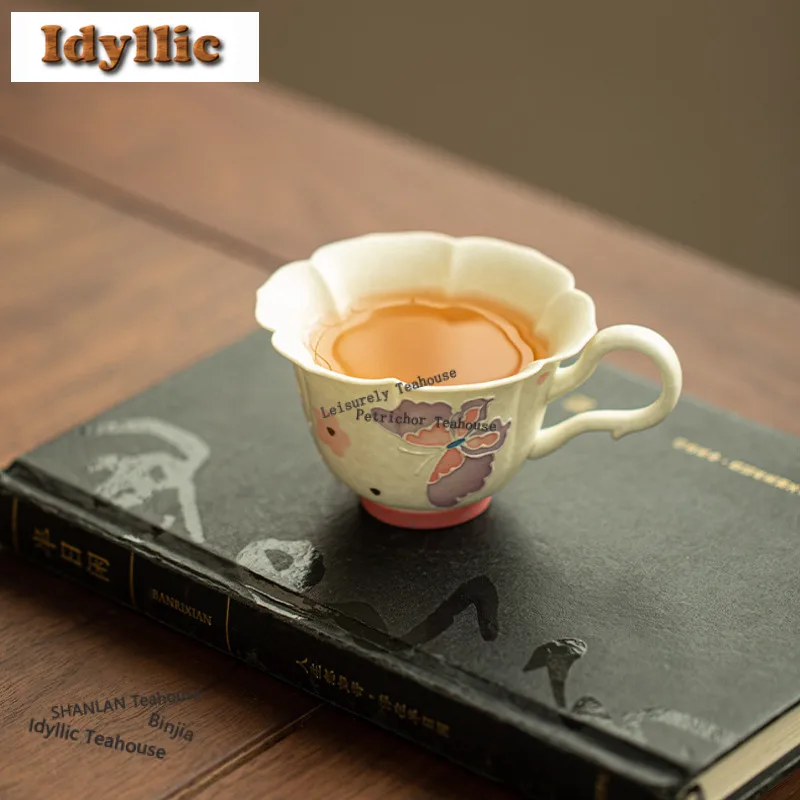 

Кружка для кофе и чая 100 мл с рельефным рисунком «Красочные бабочки», для завтрака, послеобеденного чая, для дома, офиса, в подарок