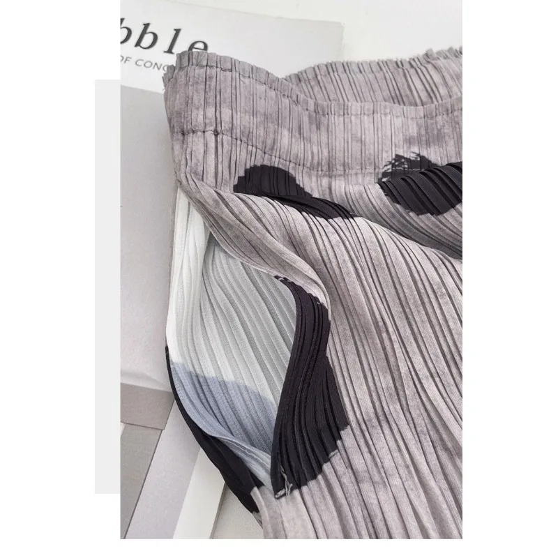 Miyake plissado preto bolinhas meia saia feminina simples casual solto moda versátil roupas de viagem coreano vestindo