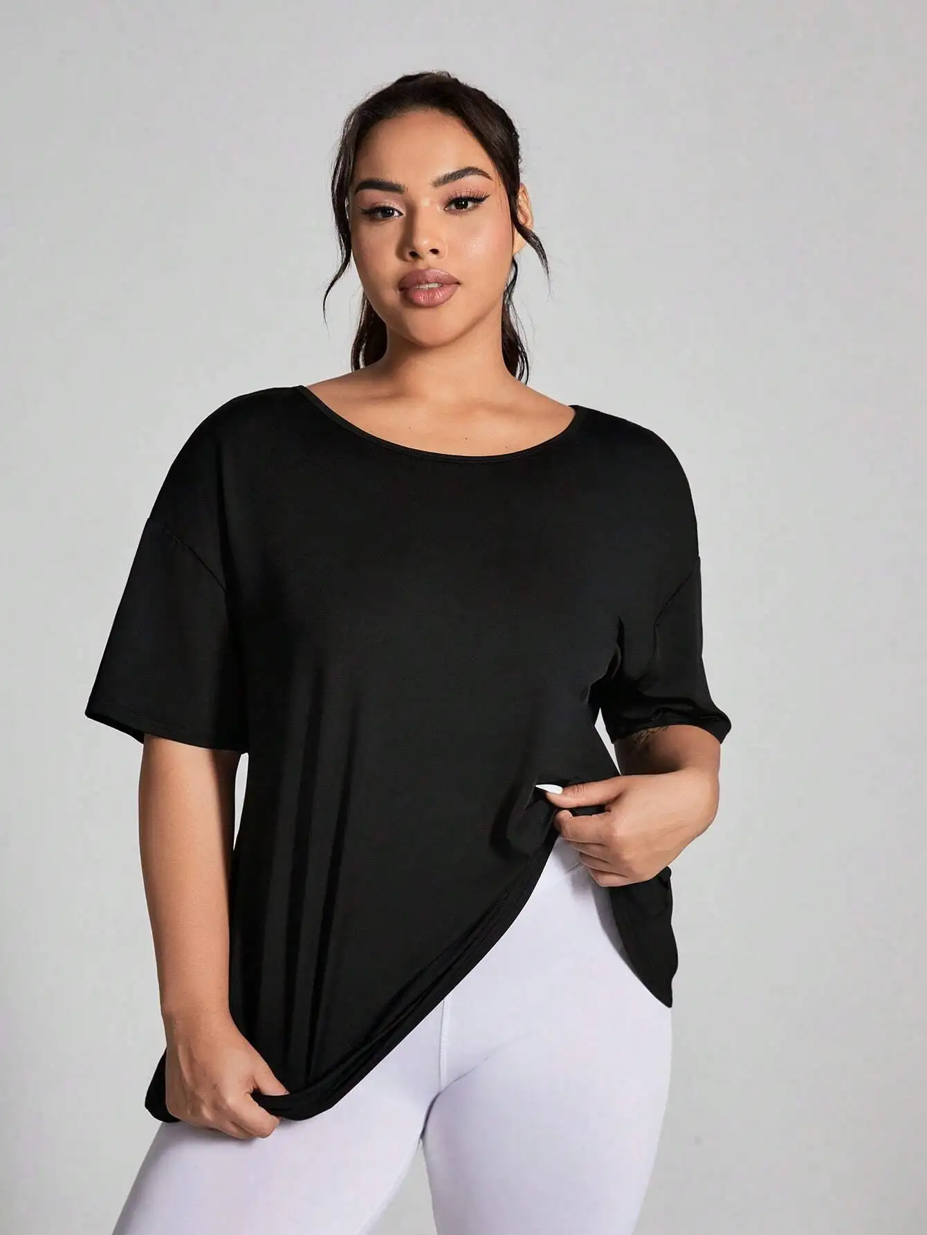 

Женская футболка больших размеров с коротким рукавом, однотонная, с вырезом на спине, для спортзала и повседневной носки