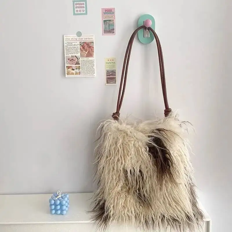Haruku Beige Plush Tote Women Soft Large Capacity Shoulder Ladies Y2k Aesthetics Unique Distinctive Crossbody Bag 2025