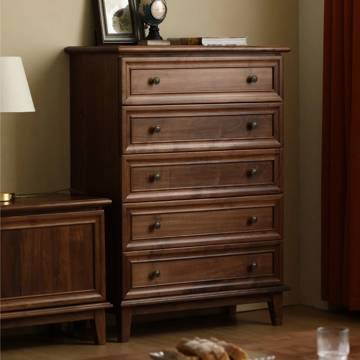 American-style solid wood five-drawer cabinet, black walnut storage cabinet, simple living room drawer cabinet, bedroom foot cab
