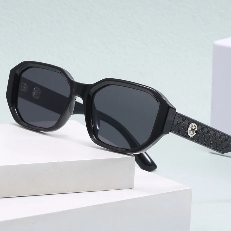 

​​2024 Geometric Square Sunglasses Women, Polarized UV400 Retro Street Style Viral Fashion​​