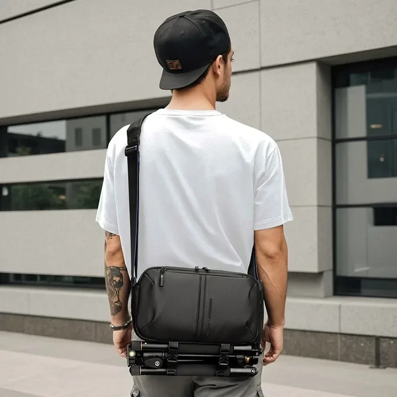 

Men's camera bag with trendy appearance, sturdy, waterproof and durable. Digital bag for men. Men's shoulder bag.