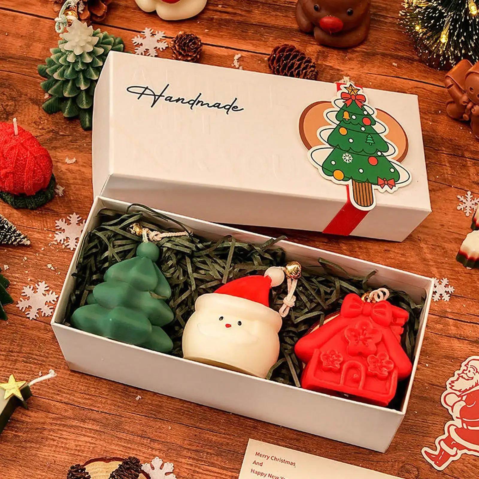 Festive Christmas Gift Box Scented Candle Set, 3‑Pcs Assorted Christmas Element Candles, Holiday Joy Ambiance Home Décor Gift, Random Patterns