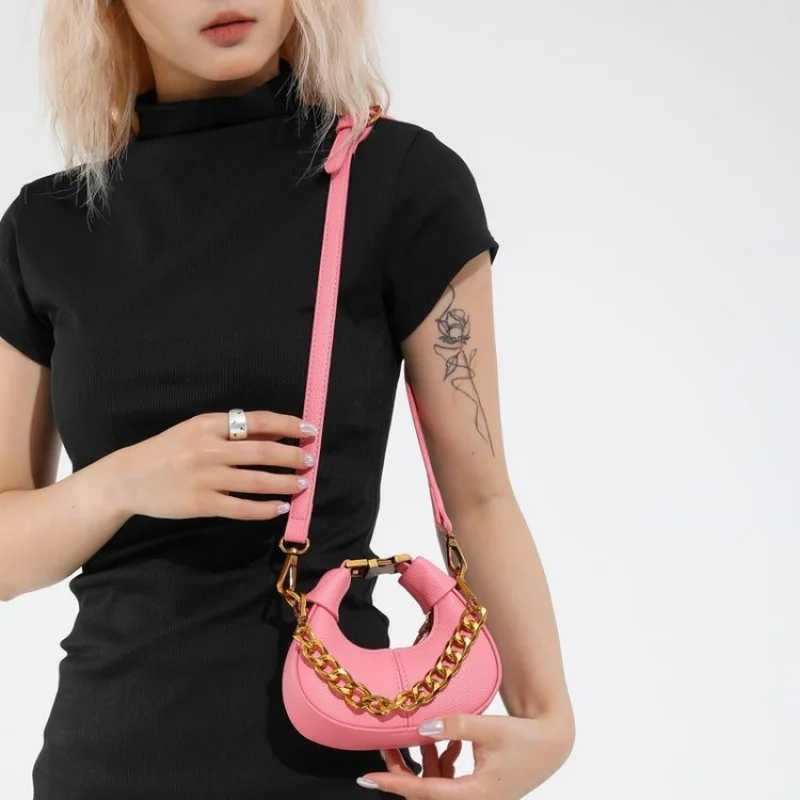 

Famous Designer Elegant Crossbody Handbag Leather Women's Bag Luxury Brand Classic Paris Elegant Hardware Vintage Bag​