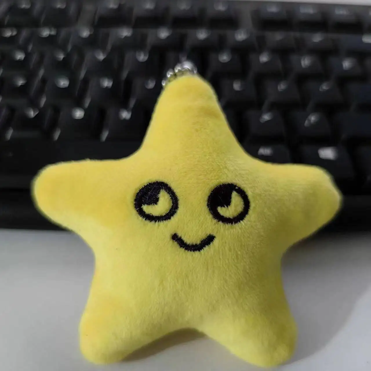 MARK DoYoung HAECHAN TAEYONG Key chain Yellow Pentagonal Heart Expression Keychain Plush Pendant For fans Star Soundabl