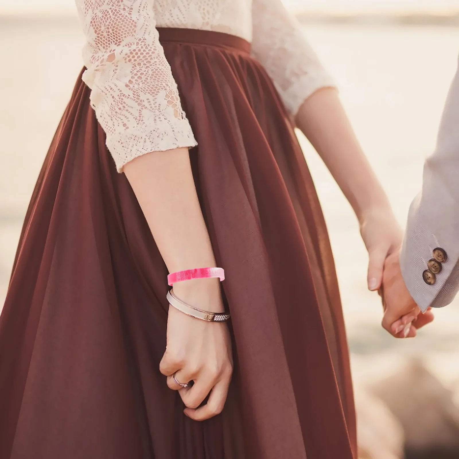 

10pcs Silicone Bracelets Breast Cancer Awareness Wristbands Pink Ribbon Hand Jewelry Smooth Shiny Durable Unisex Fit For Women