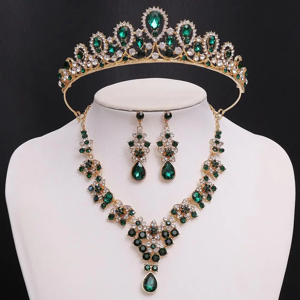 

2024 Water Drop Diamond Crown Necklace Earrings Three-piece Bridal Wedding Accessories Stage Jewelry Banquet Dress Accessories