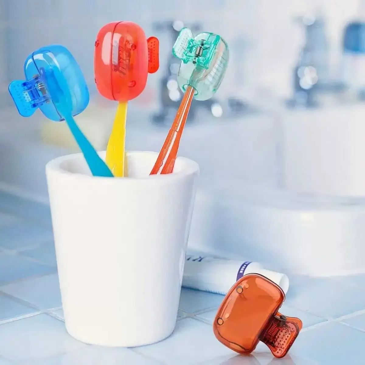 1-8pcs Household Toothbrush Storage Clip -Portable Travel Toothbrush Dust Protective Cap - Storage Box Portable Toothbrush Head