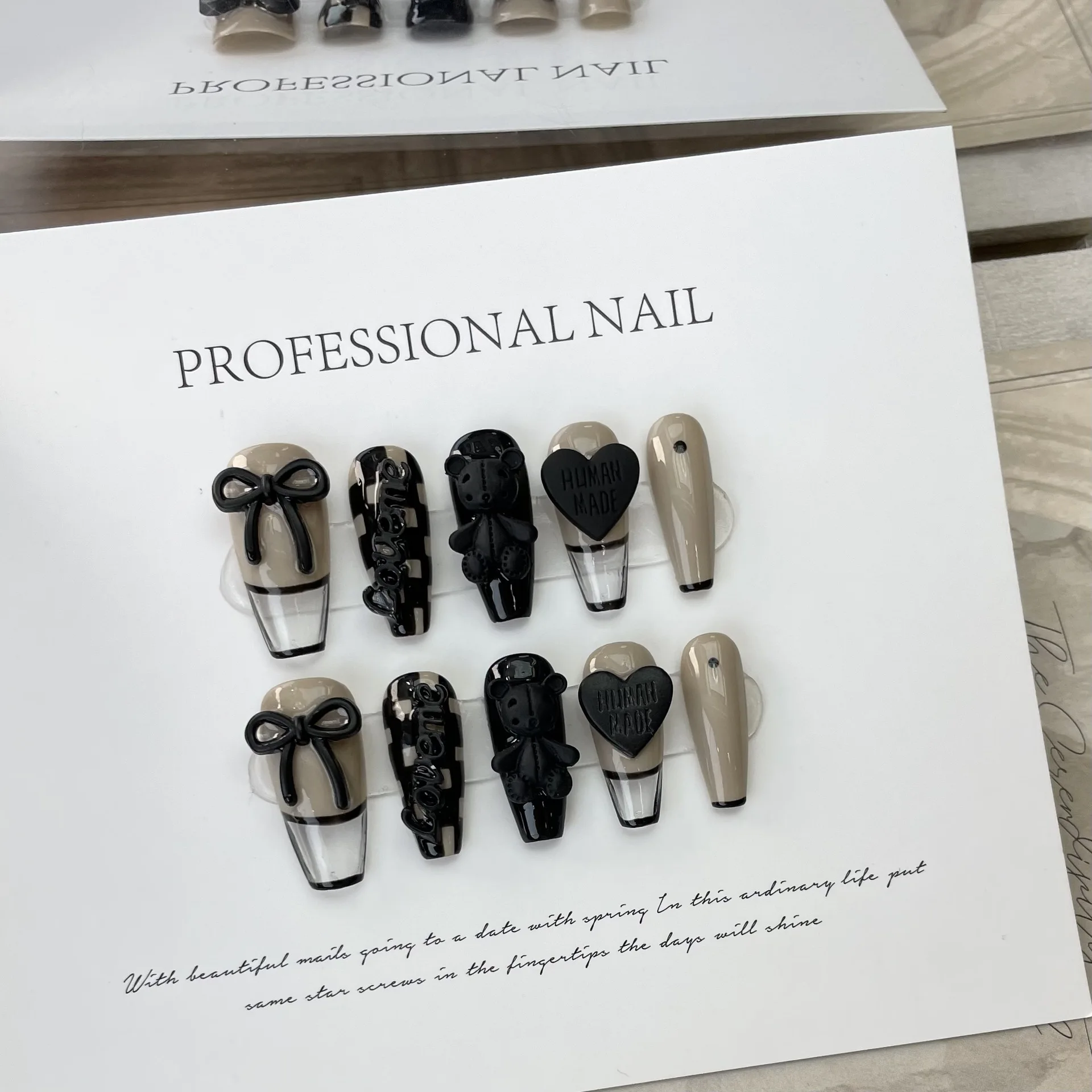 

10pcs Handmade Press on Nails Checkerboard Pattern and Bear Hearts Fake Nail for Women&Girls Removable Wearable False Nail