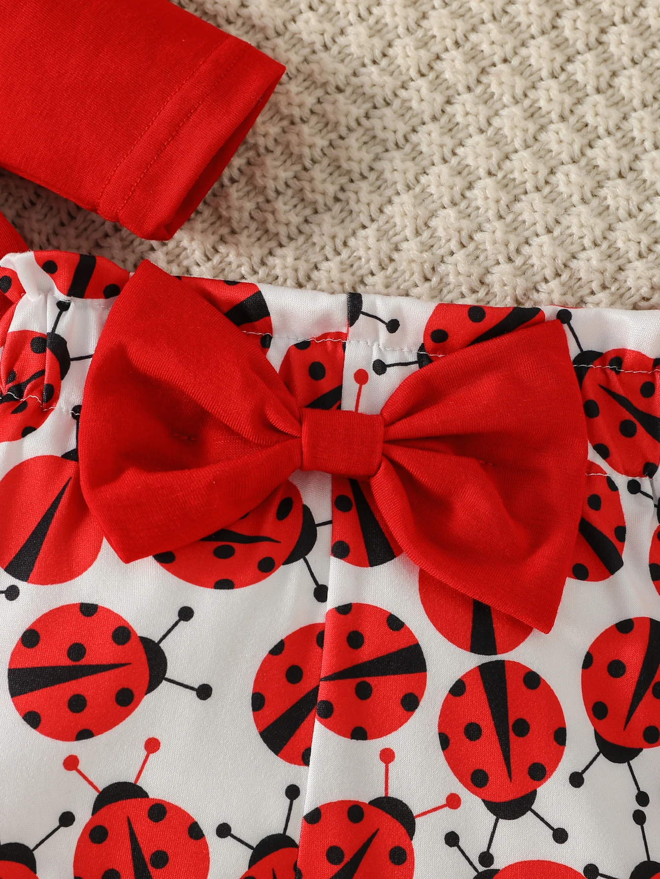 3pcs Baby Girl  Ruffle Long-sleeve Ladybird Letter Print Romper and Bowknot Trousers Set+Headband