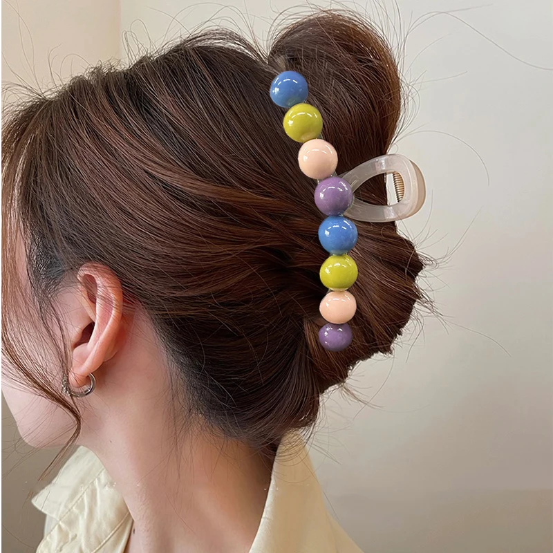 AWAYTR Retro Fashion Colorful Love Hair Crab Hair Claw Clip Elegant Ponytail Clip Geometric Hair Clip Girl Bath Hair Accessories