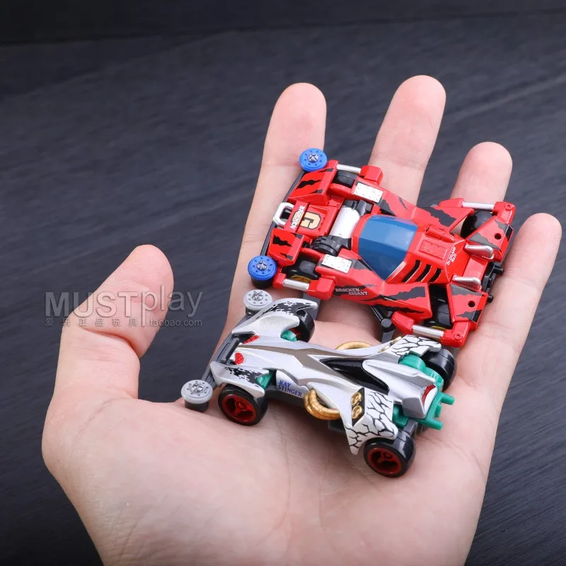 In stock 1:64 unlimited white and red alloy simulation car model, boy toy gift, room collection statue