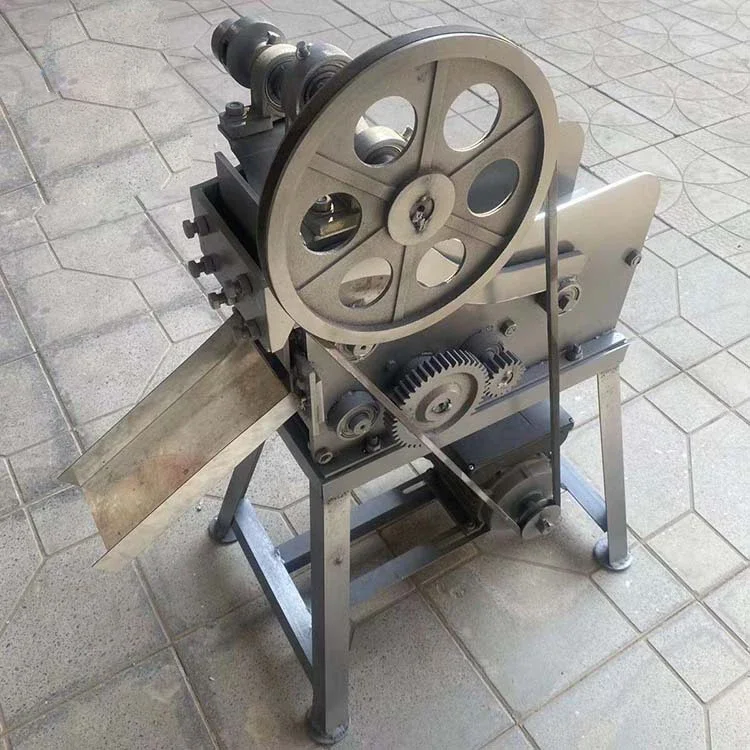 Tea Leaf Cutting Machine Licorice Roots Shredding Cutting Machine Seaweed Nori Cutting Slicing Machine