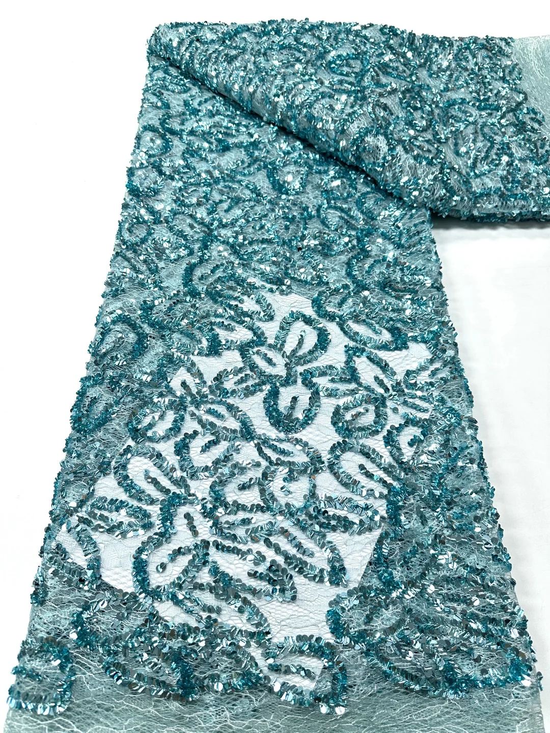 

Latest African Embroidery Lace Fabric High-Quality Luxury Nigerian Sequined Lace Sewing Supplies & Fabric