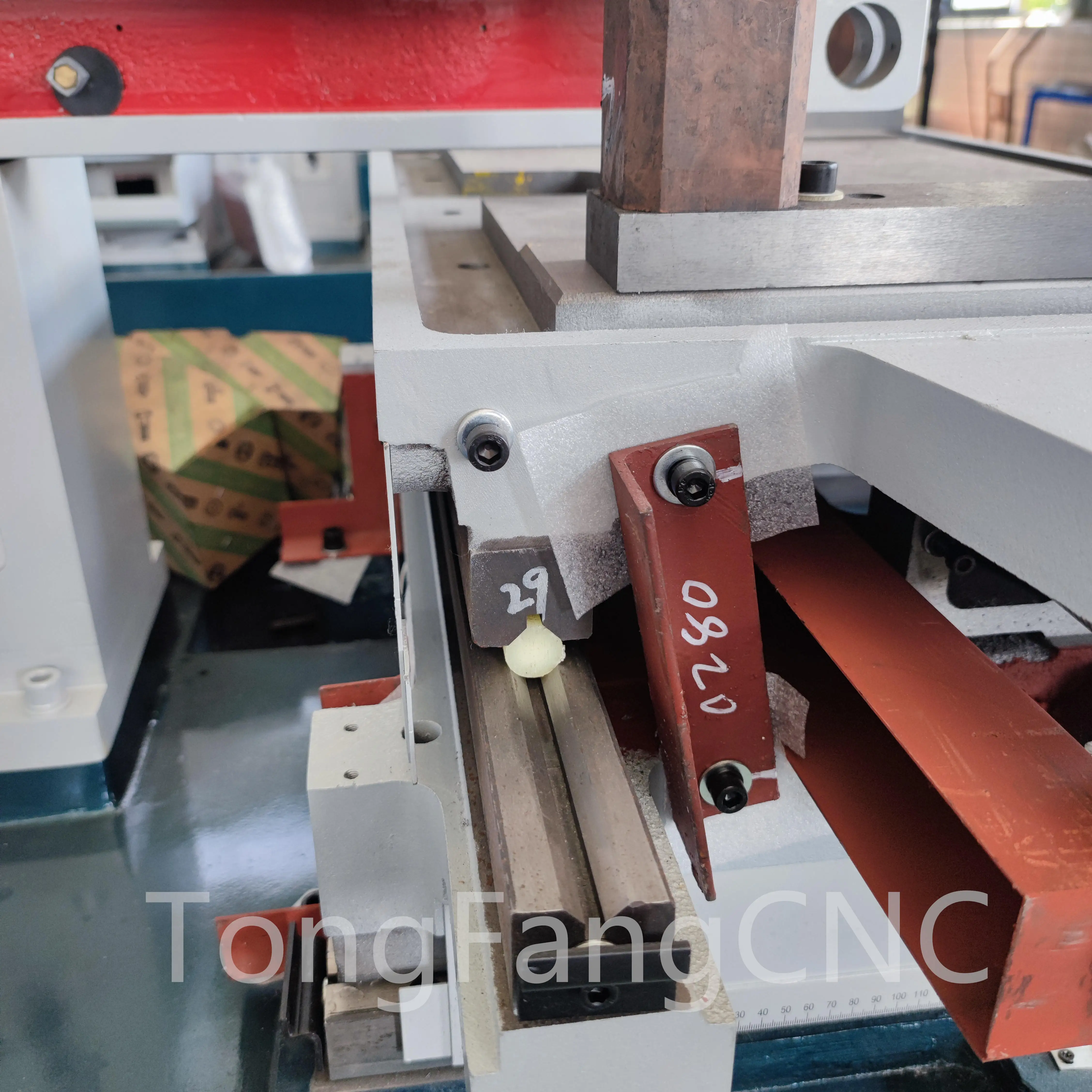 EDM Wire Cutting Machine DK7755