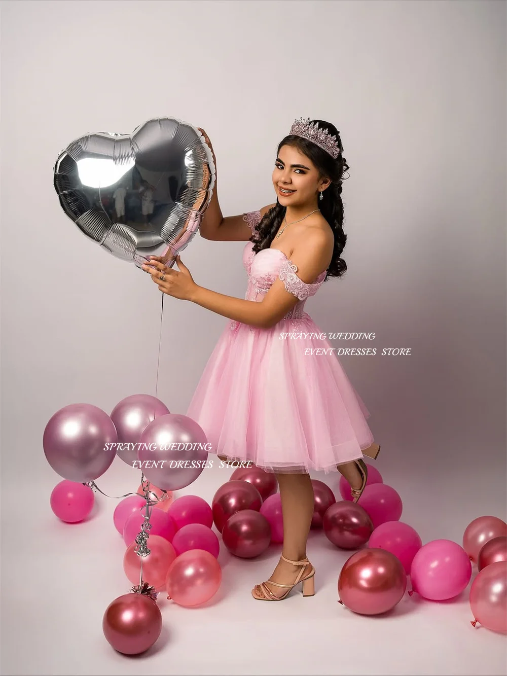 スプレーリング高級ピンクレース誕生日ウエディングドレスセクシーな恋人ミニウェディングパーティードレス A ラインショートカクテルドレスカスタマイズ