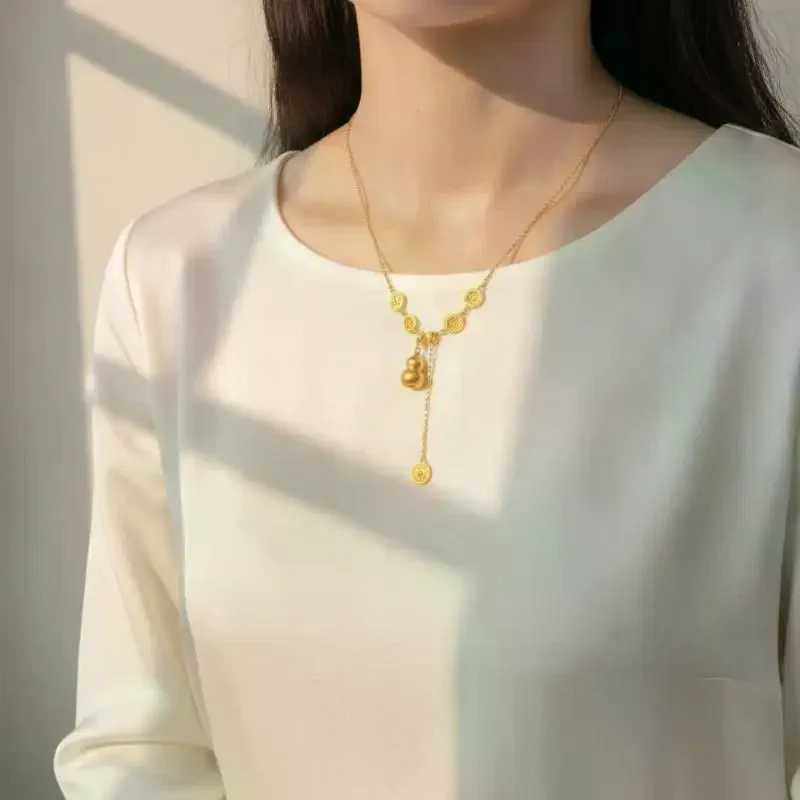 1Pcs Gold Pendant Light Luxury Design Tassel Lucky Charm One-Piece Clavicle Necklace Small Gourd Shaped For Women Geometri