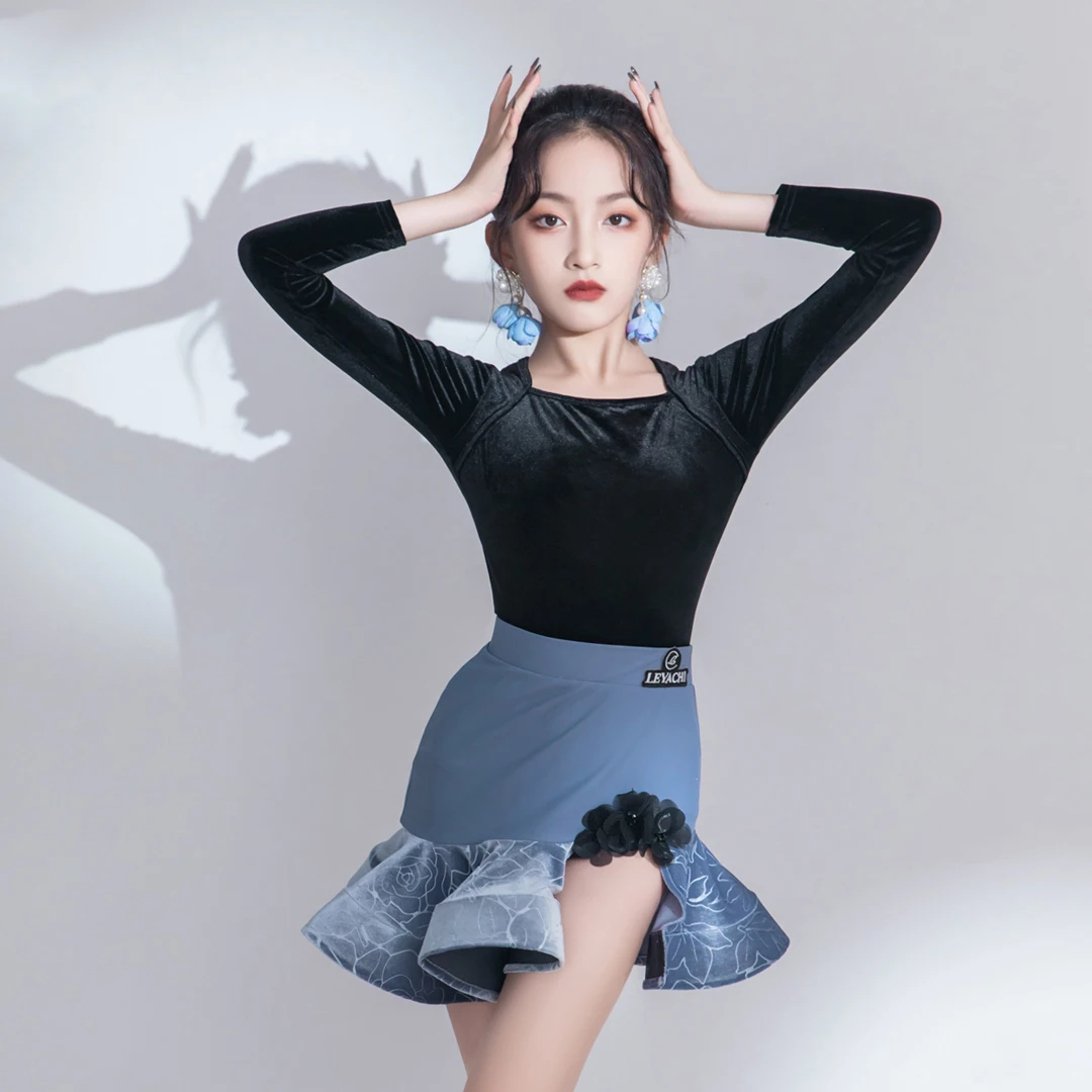 

Latin Dance Costume For Girls ChaCha Competition Dress Long Sleeve Tops Slit Skirt Tango Clothes Kids Performance Csotume YS5094