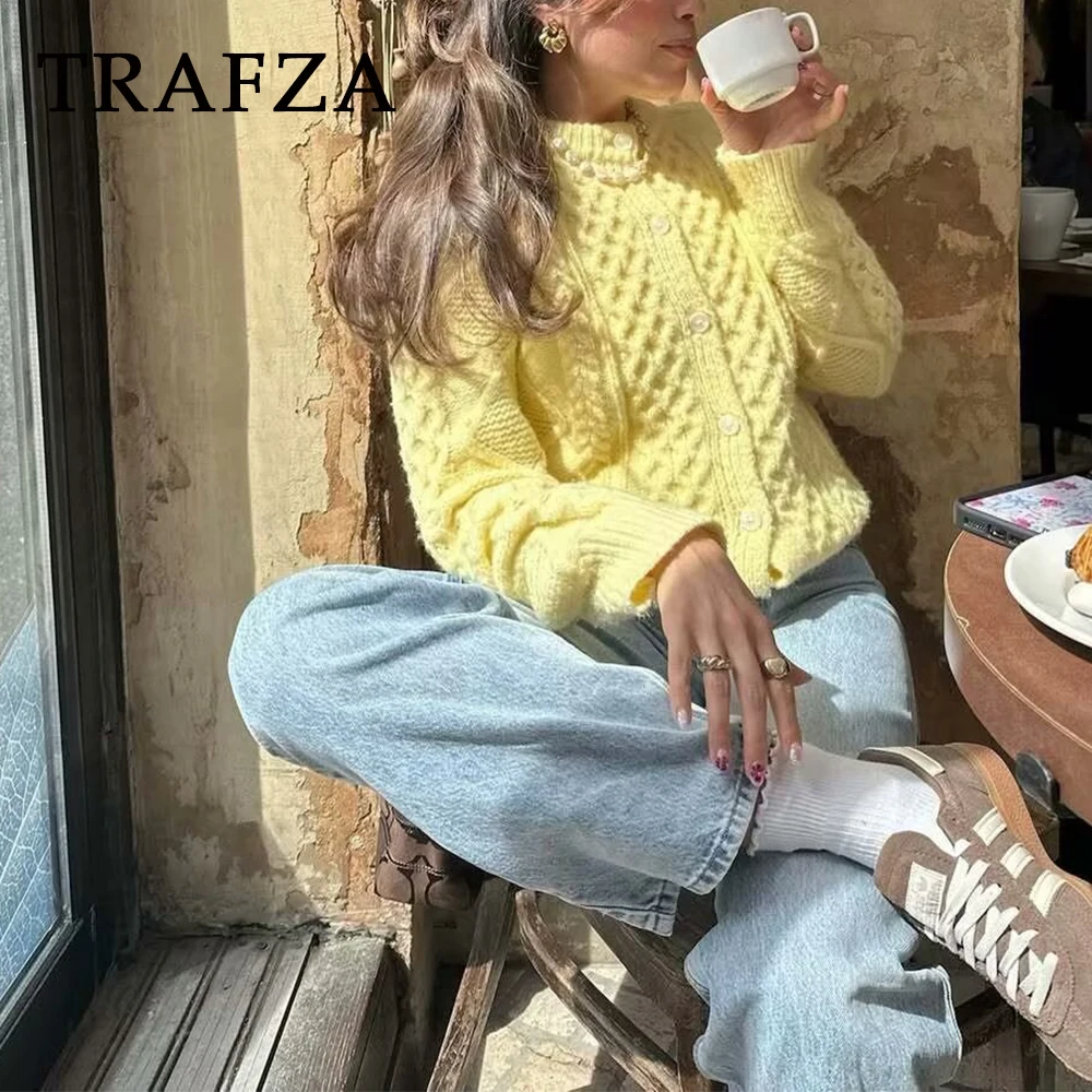 

TRAFZA Chic Solid Knitted Woman Long Sleeve Sweather Fashion 2025 Summer O-Neck Single Breasted Mujer Straight Vintage Knitwear