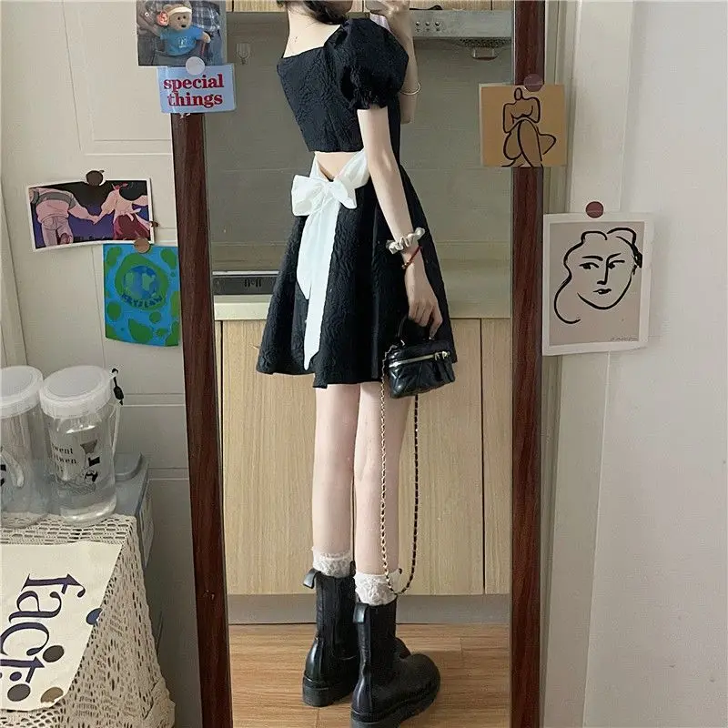 Elegante vierkante kraag mini-jurk dames Franse stijl a-lijn rok retro temperament pluizige korte rok rugloze strikjurken