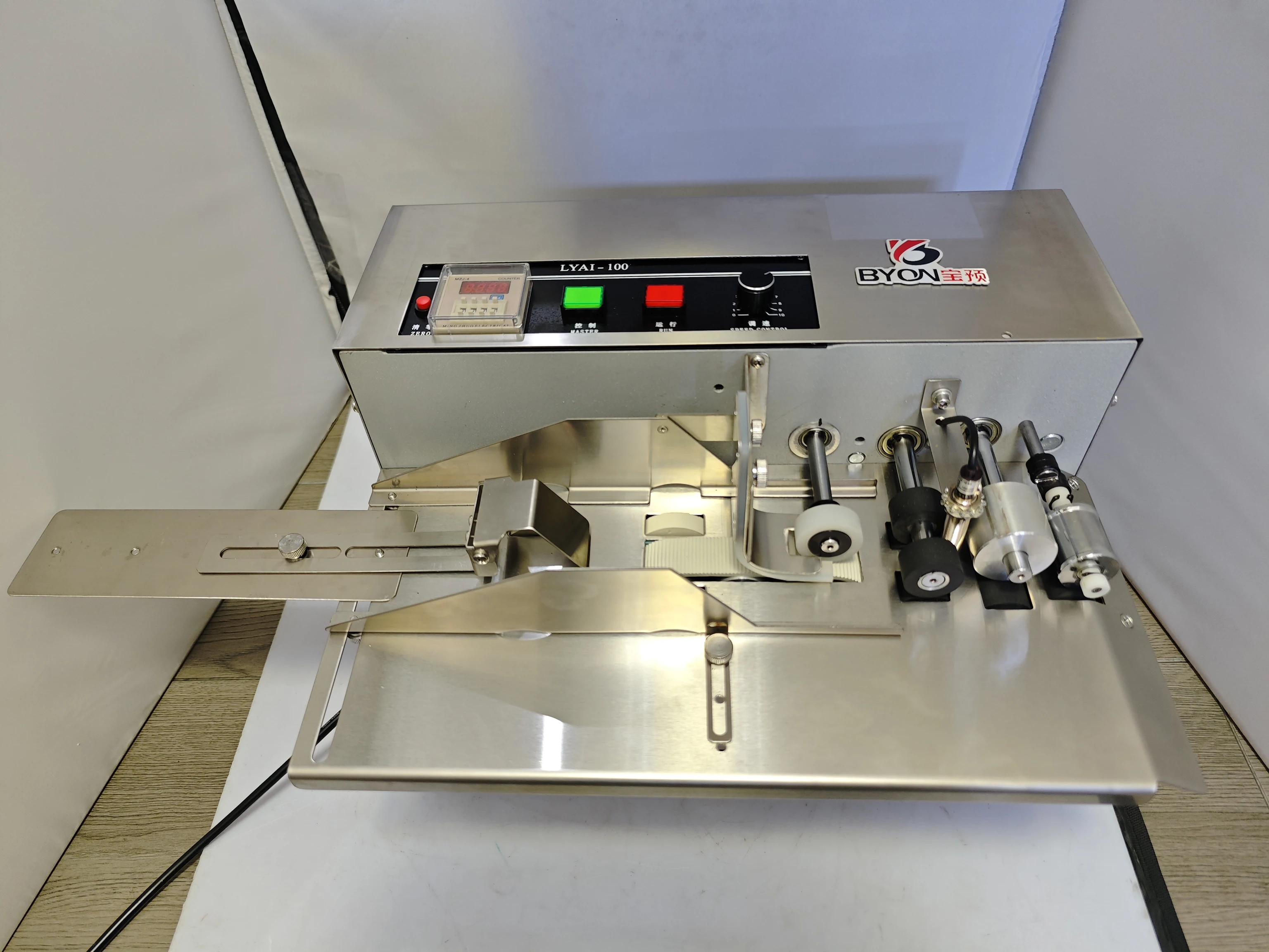 Small automatic paper  counting machine, sorting conveyor,business card, Paper bag, food bag assembly line sorting and counting