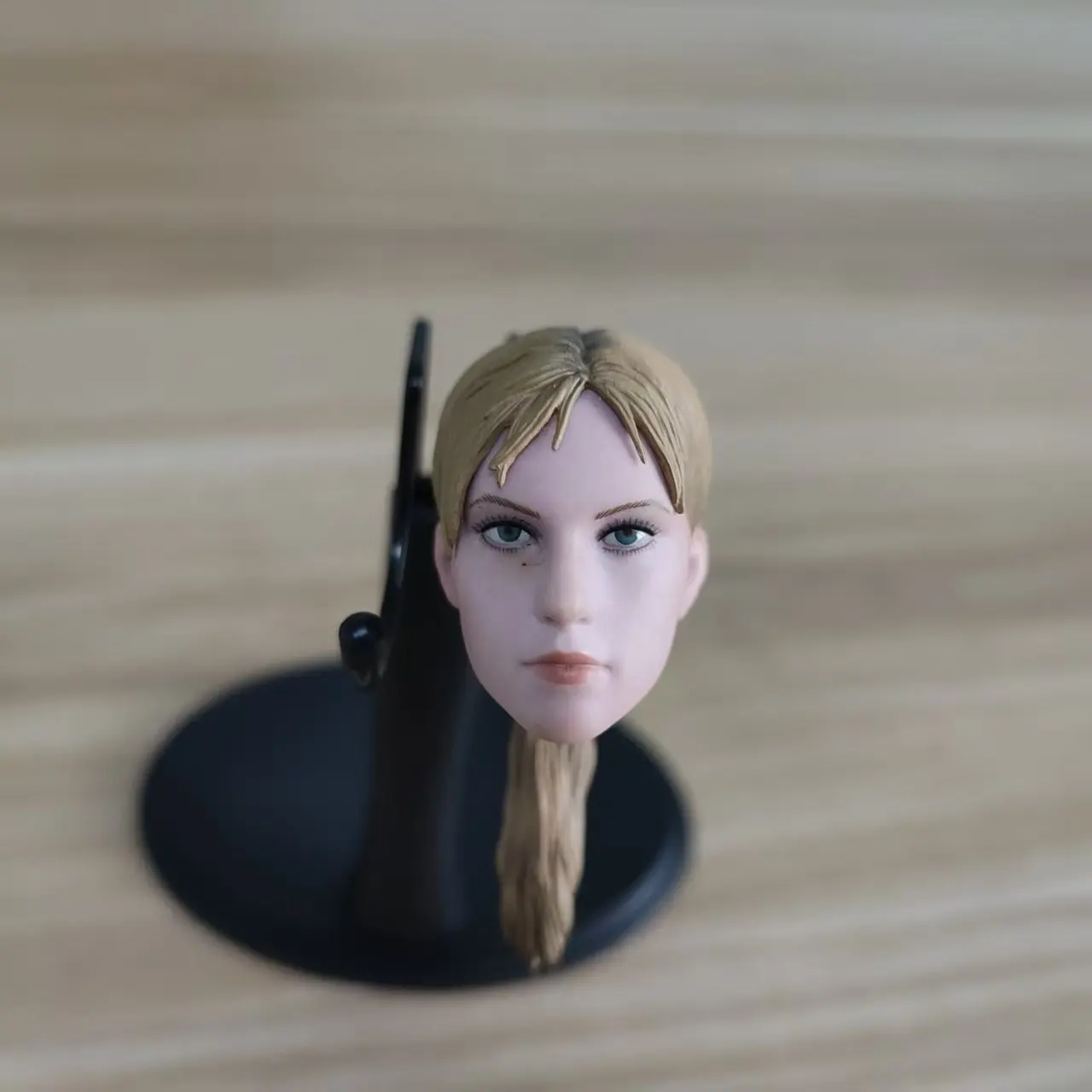 Sculpture de tête de soldat féminin Suntan, modèle F004 pour corps de figurine d'action de 12 pouces en magasin, 1/6