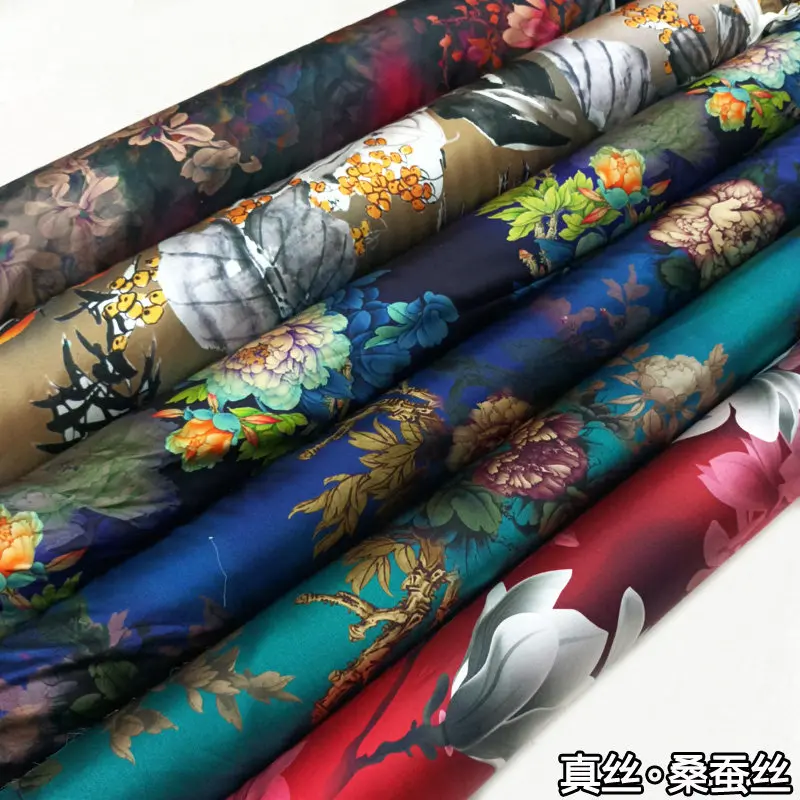 Hazy Peony Flower Pattern Printing Digital Inkjet Silk Fabric 19 Momme Stretch Silk Fabric