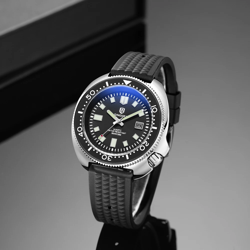 Men's Luxury Date Quartz Watch with Silicone Strap