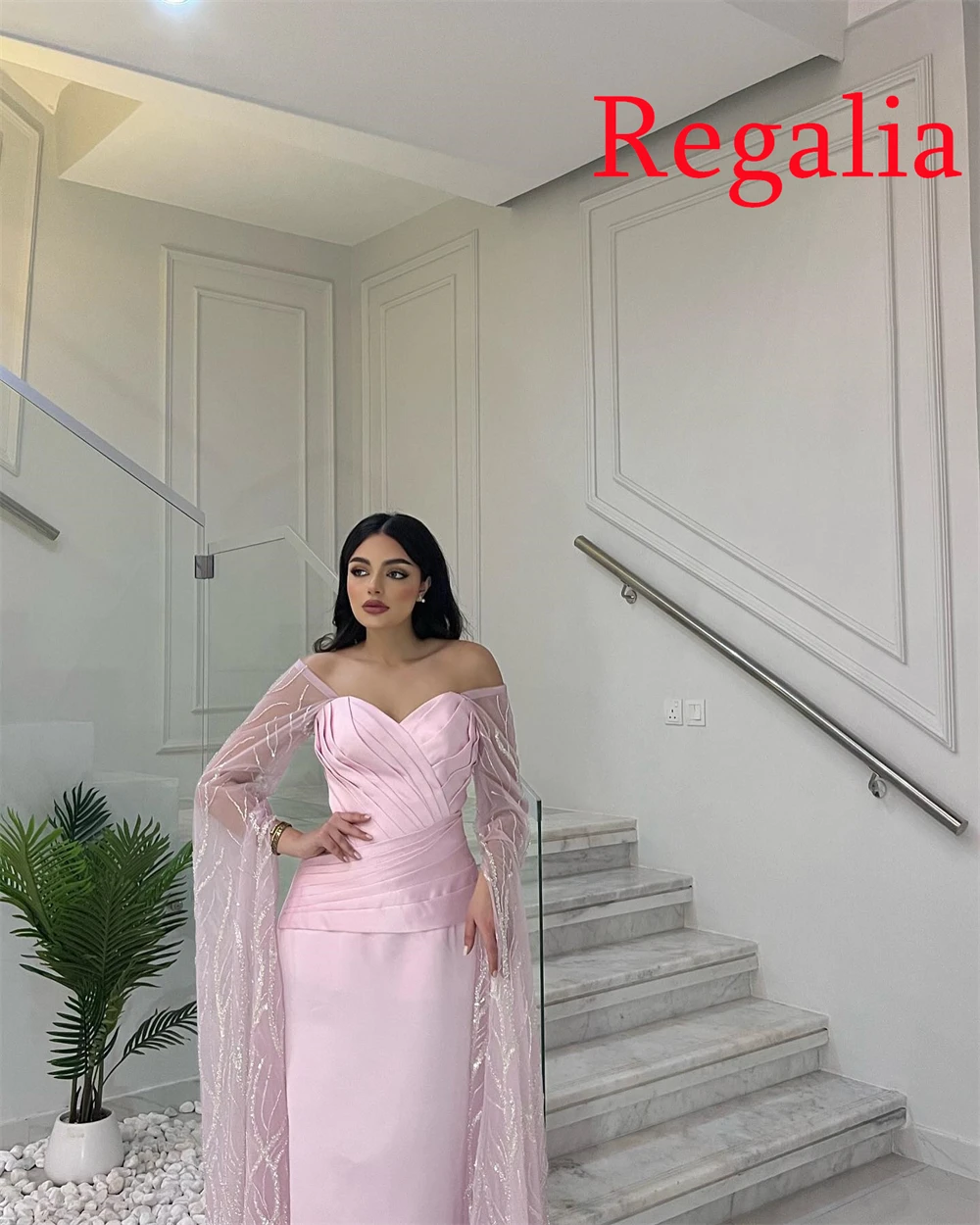 فستان سهرة أنيق من الساتان الوردي مخصص عالي الجودة على شكل قلب وأكمام طويلة فساتين العودة للوطن فاخرة فيستدو دي فيستا