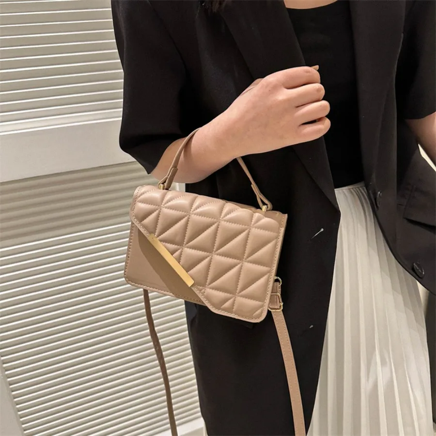 Nuevo bolso cuadrado pequeño minimalista con estampado de