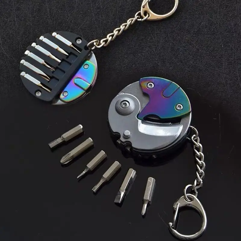 Multitool z brelokiem 7 w 1, mini narzędzie ze stali nierdzewnej, kieszonkowy nóż na monety z zestawem śrubokrętów, naprawa rowerów, rower canivete