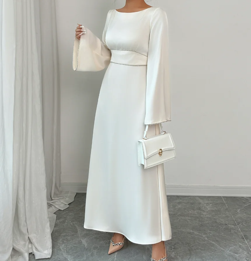 

Temperament Style Waist Cinching Solid Color Long Sleeved Dress