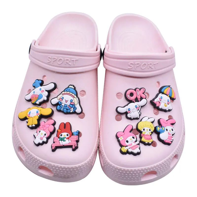 10-20Pcs Sanrio Cinnamoroll Melody Shoe Charms Girl Women Clog Sandals Wristband Bracelets Decoration Shoes Accessories Buckle