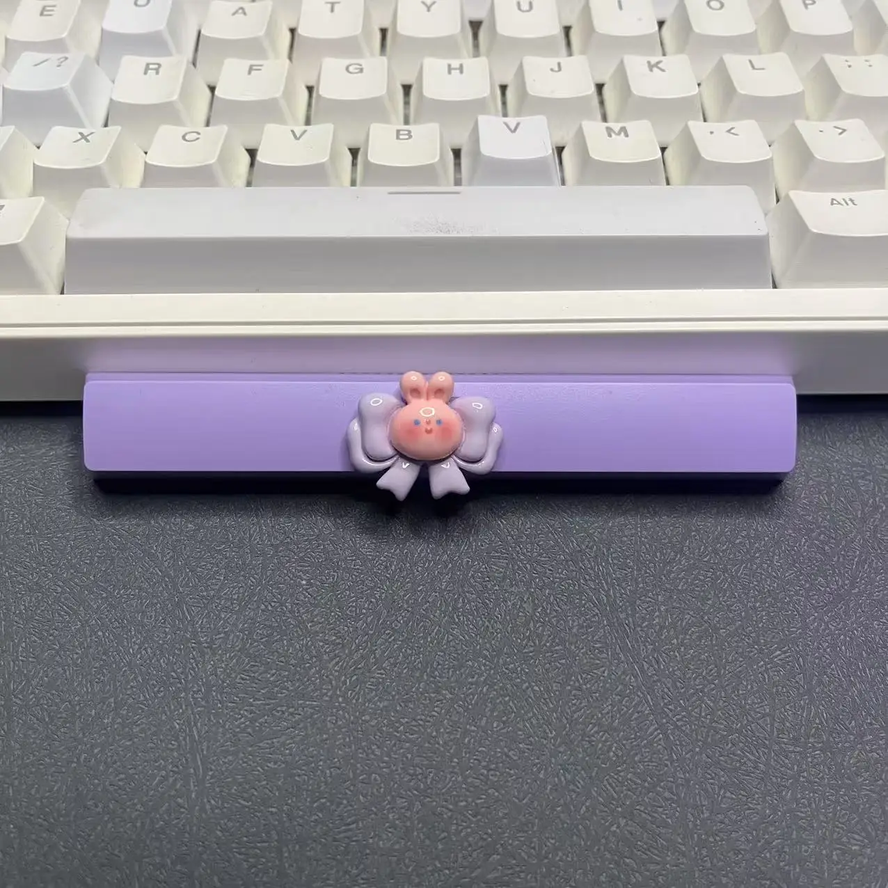 Śliczne Angel Wings Keycap 6.25u Spacja Gra Cross Axis Mechaniczna dekoracja klawiatury Przezroczysta różowa kokardka Keycap — zdjęcie produktu 5