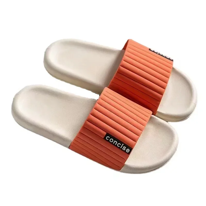 2024 Nieuwe Slippers Heren Zomer Mode Indoor Huis Antislip Badkamer Paar Koreaanse Stijl Sandalen Met Zachte Onderkant