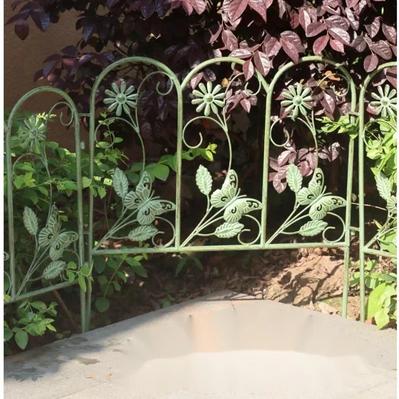 Outdoor Wrought Iron Garden Fence Villa Balcony Mini Picket Fence Flower Bed Partition Low Barrier Courtyard Decorative Fence