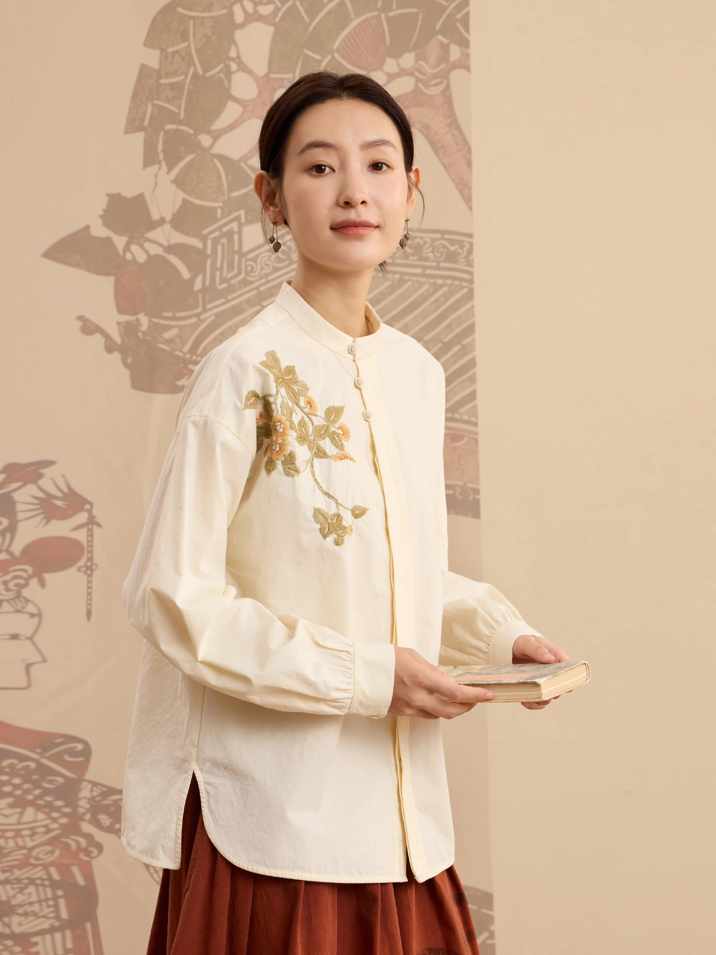 

ChunYuJi Original adow Play Series Embroidered Cotton irt l Zen Sensation 00% Cotton Handmade Embroidery Women's S...