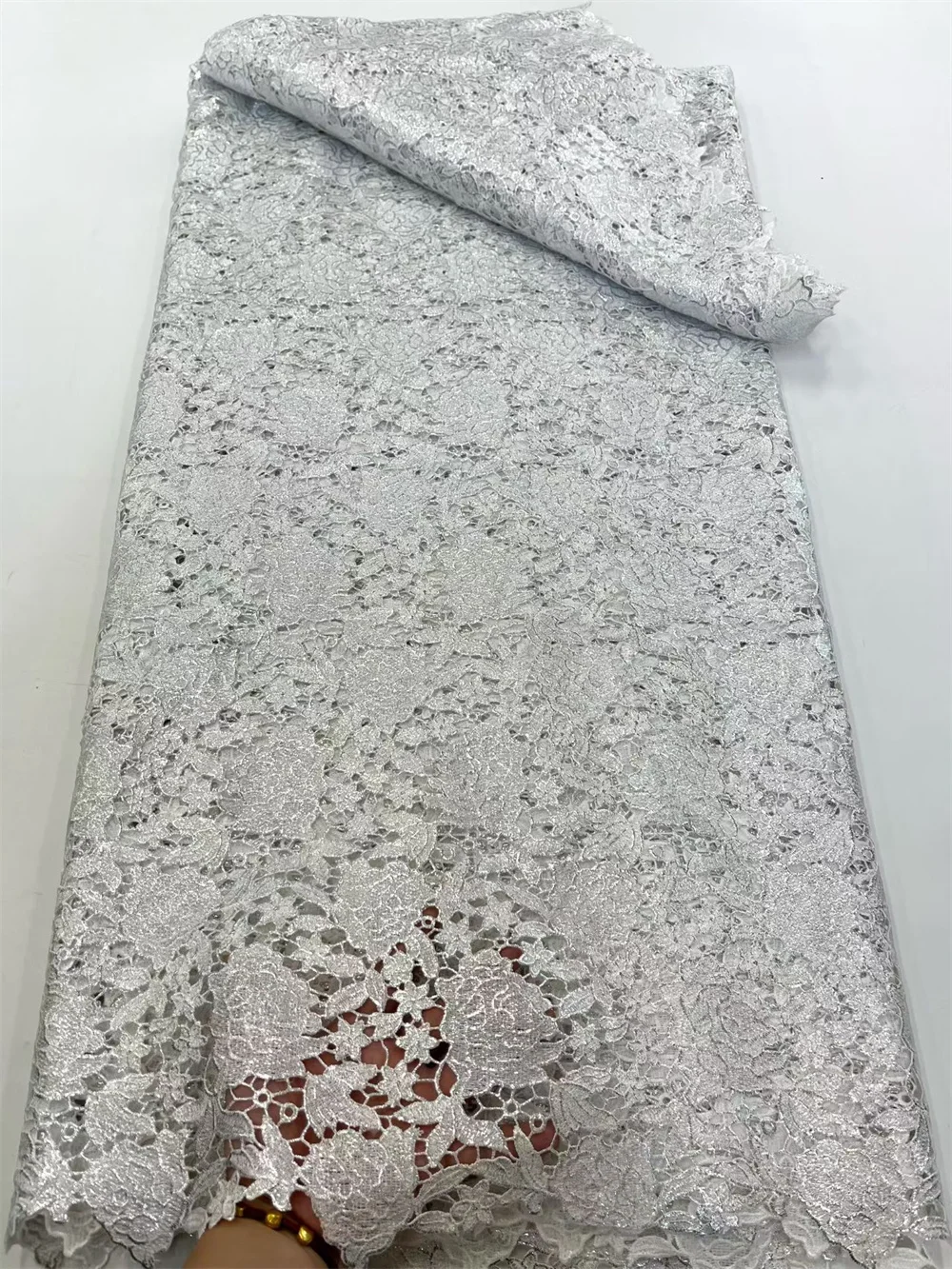 Nuovi Arrivi 5 Yard Pizzo Francese con Paillettes Tulle Africano Cavo Guipure Tessuto Netto Ricamato per la Festa Nuziale Nigeriano Hm37-1