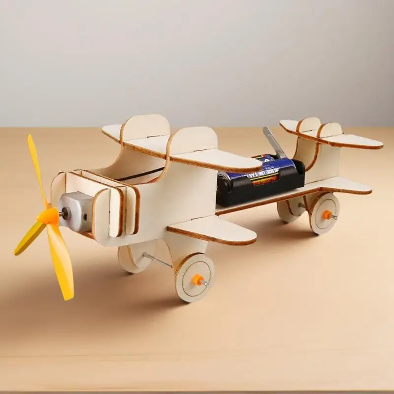 Um conjunto de projeto de avião de madeira DIY, brinquedos científicos STEM para crianças, material escolar educacional