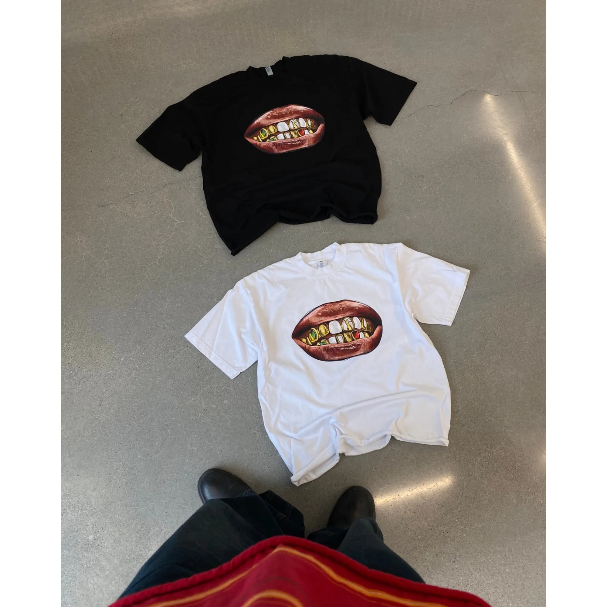 

Summer New Men T-shirts 100% Cotton Gold Grillz Street Tee Men Graphic Tee for Men Y2k Harajuku Unseix Oversize Unseix Top