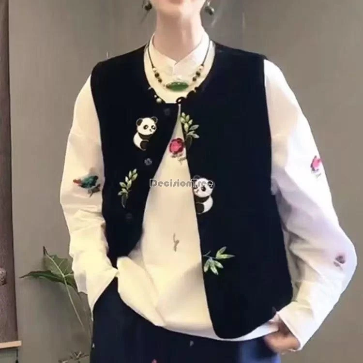سترة مخملية على الطراز القديم على الموضة الصينية الجديدة لعام 2025 سترة نسائية للخريف سميكة من القطن الباندا مطرزة بدلة شيونغسام تانغ #5