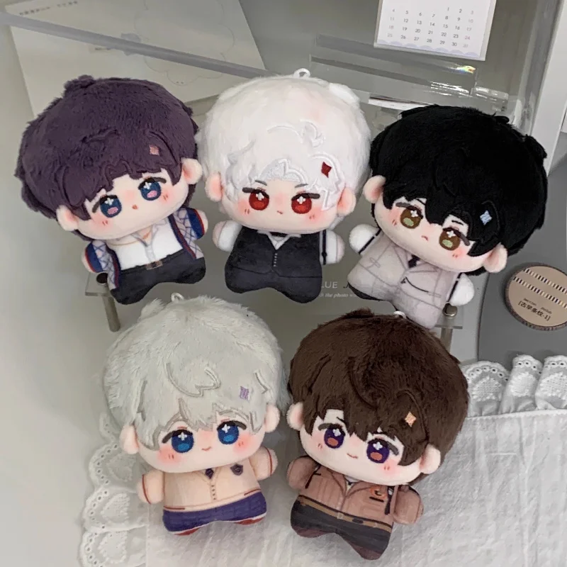 

В наличии 10 см Love And Deep Space Caleb с принтом оригинального веера хлопковая кукла милый декоративный рюкзак кулон фанаты подарок на день рождения игрушка